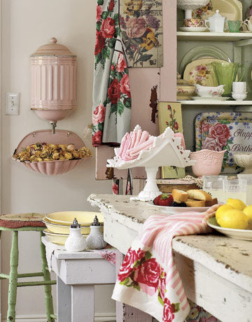 Kitchen-Shabby-Pink-Green-HTOURSS0507-CHICANDDECO