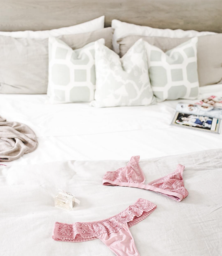 lenceria rosa ideal novias