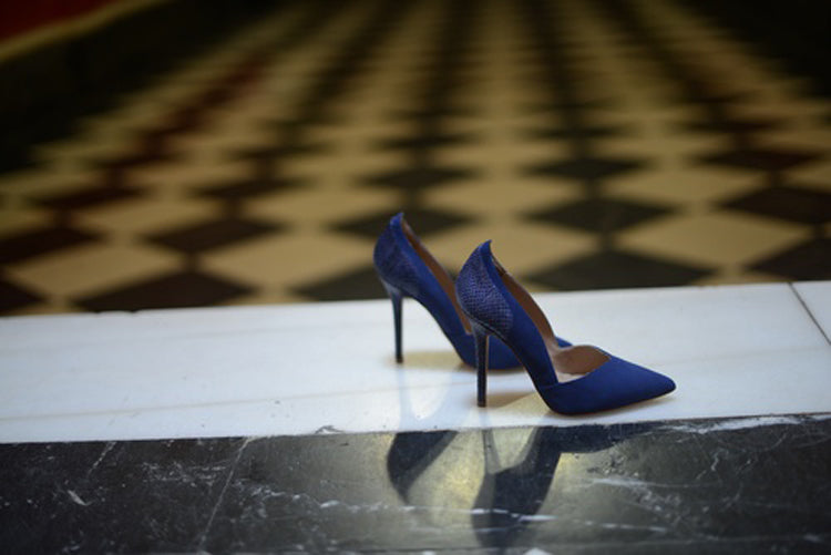 zapatos-invitada-azul-klein