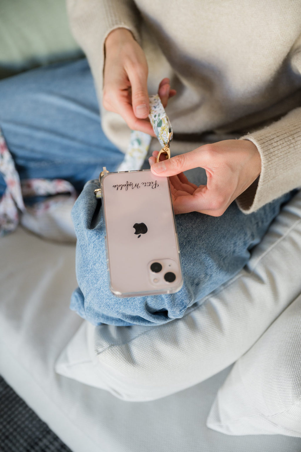 Funda para el móvil + cinta