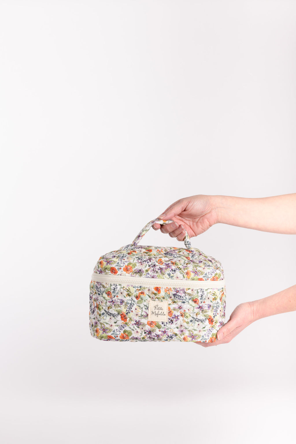 Neceser acolchado con asa