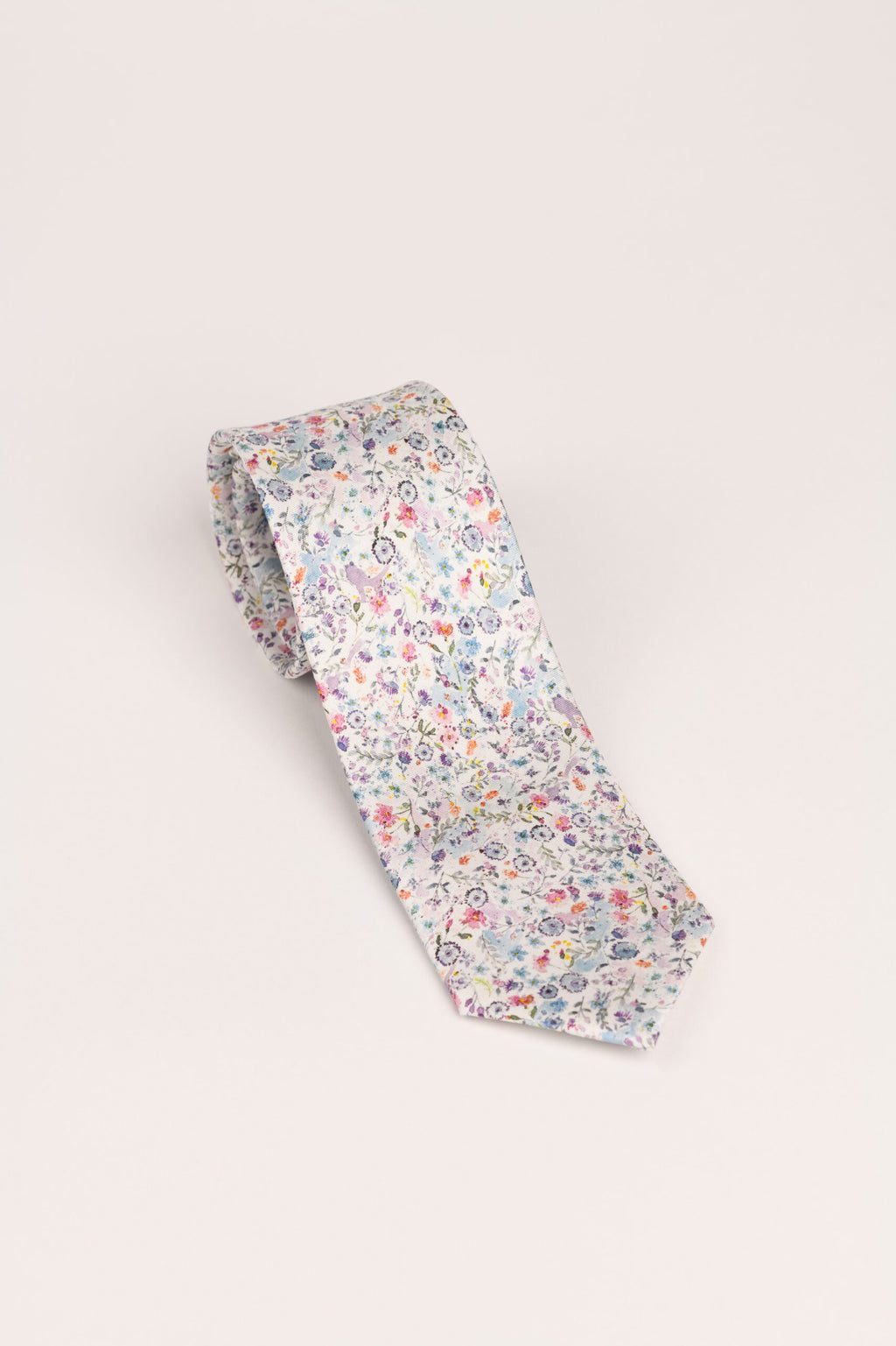 Corbata estampada flores seda