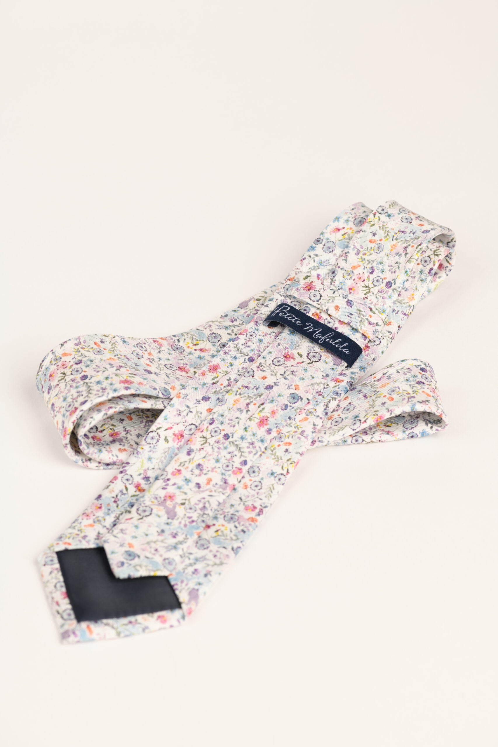 Corbata estampado flores