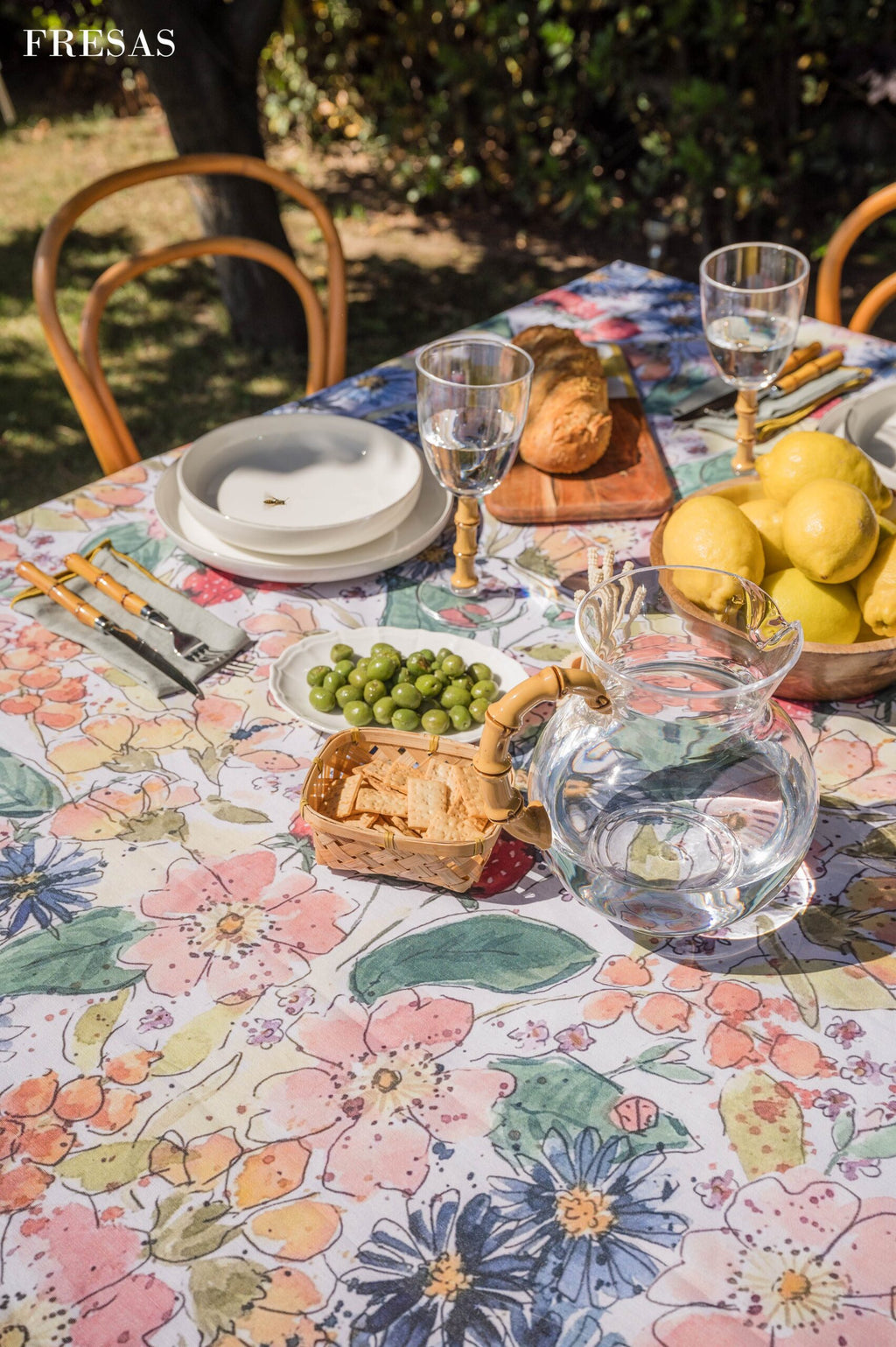 Mantel resinado flores