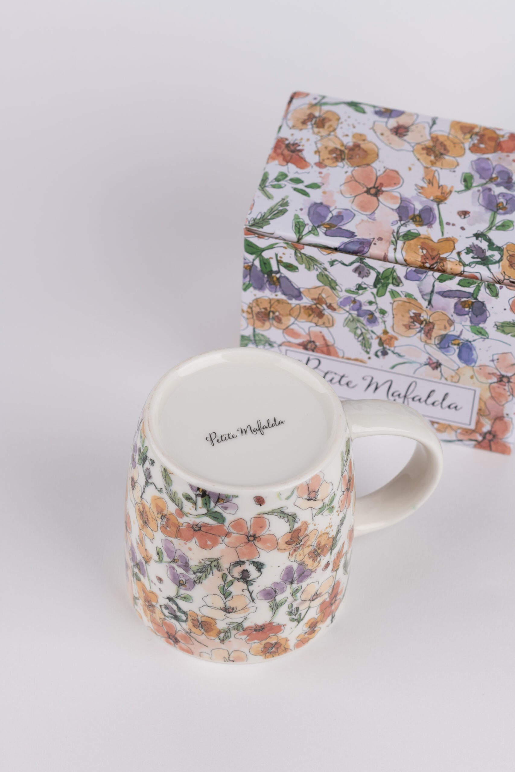 Taza flores lily