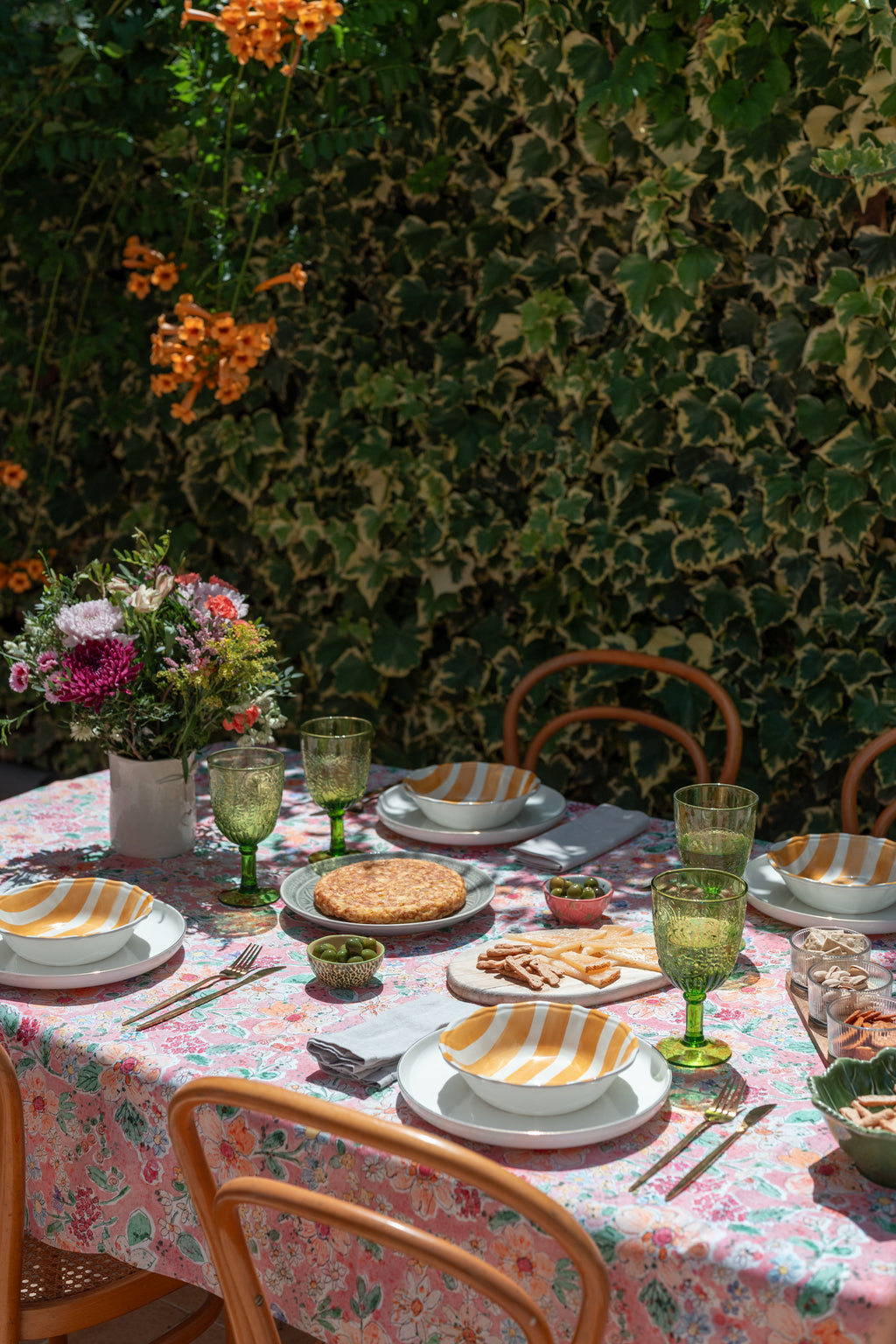 Mantel textil resinado