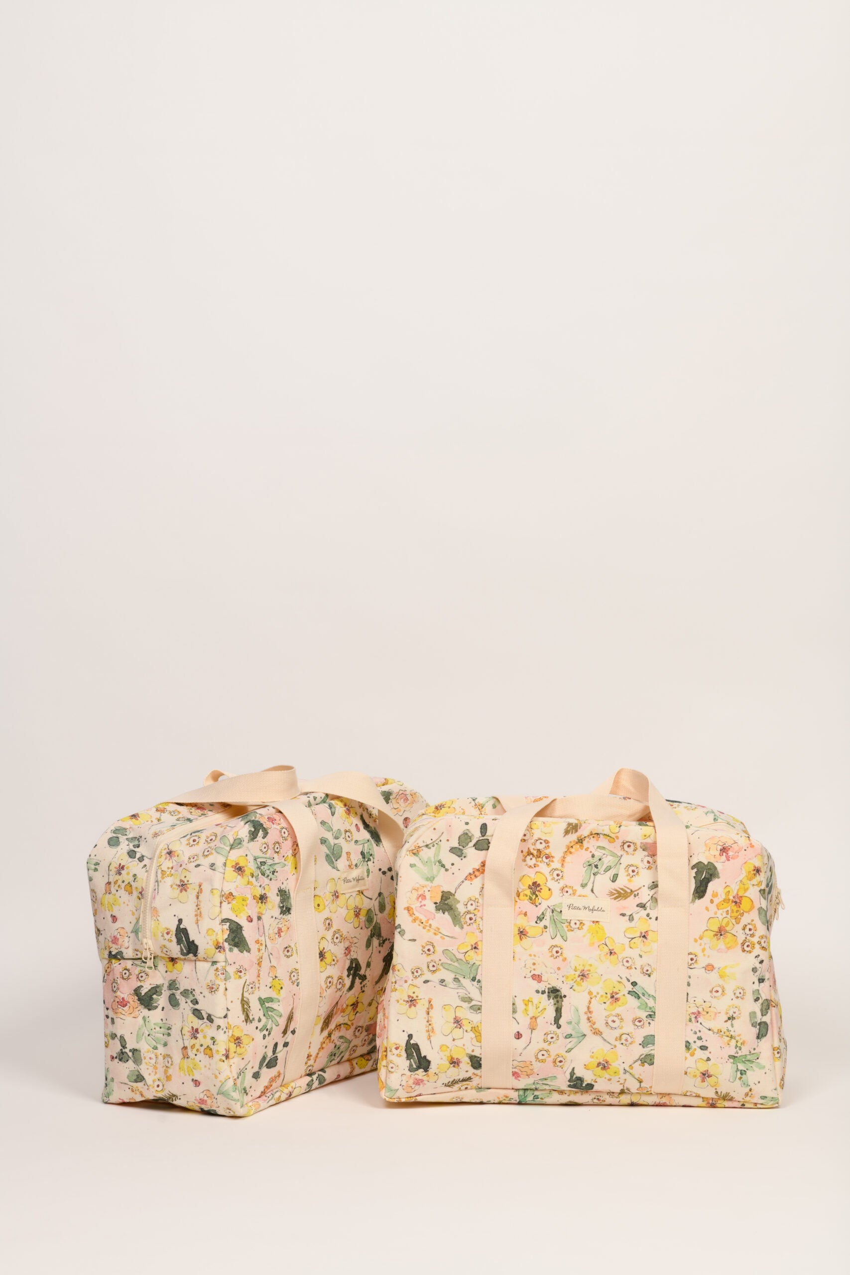 Maleta viaje fin de semana flores